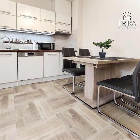 Trika Apartman Шарвар Экстерьер фото