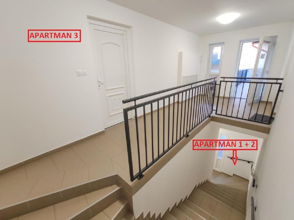 Trika Apartman Шарвар Экстерьер фото